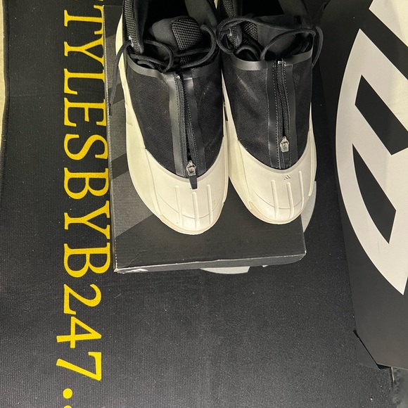 adidas Black and White Sneakers - Picture 2 of 4